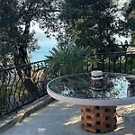 Casa Chiara With Terrace And Sea View 몬테로소 알 마레